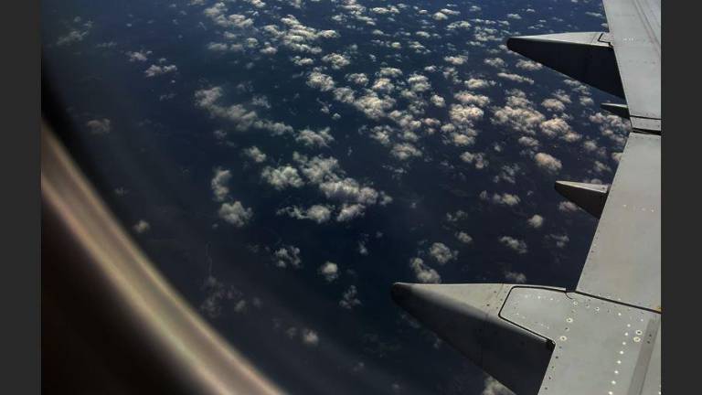 Terror en vuelo Miami-Guayaquil: el avión caía y los pasajeros flotaban en el aire