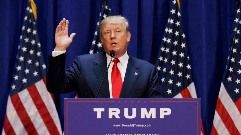 Donald Trump dice que su fortuna llega a USD 8.737 millones