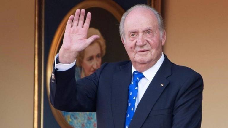 El rey Juan Carlos I, investigado por presuntos negocios ocultos en Suiza, está en Emiratos Árabes Unidos