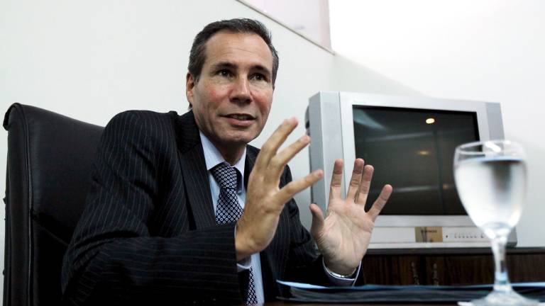 Gobierno argentino denuncia a abogado por publicar foto de cadáver de Nisman
