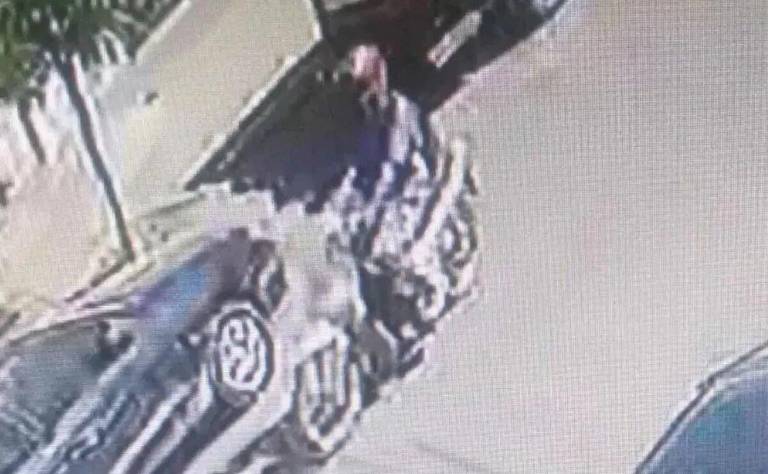 $!La baja definición de la cámara ha obstaculizado el proceso de identificación que lleva a cabo la policía loca.