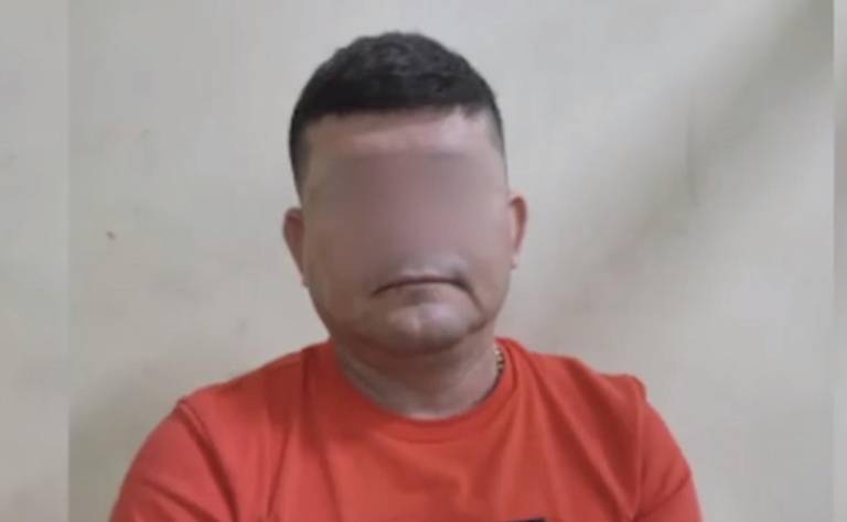 $!Hombre es sorprendido con $ 180.000 dentro de un cartón cuando circulaba en el centro de Guayaquil