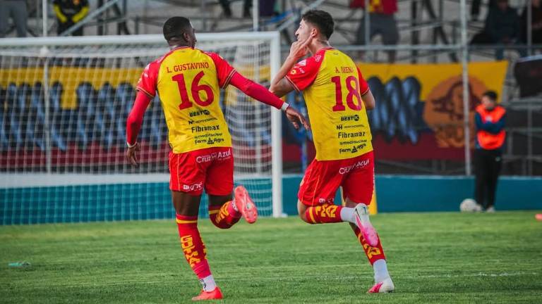 Jugadores de Aucas celebrando el empate ante CD La Unión en Copa Ecuador.