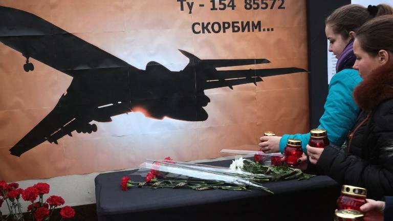 Hallan el fuselaje del avión militar ruso siniestrado