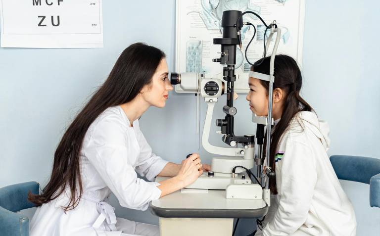 $!En edad preescolar y escolar es importante verificar la agudeza visual para detectar problemas de refracción a tiempo.