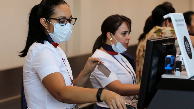 Perú cierra fronteras y se declara en emergencia por coronavirus