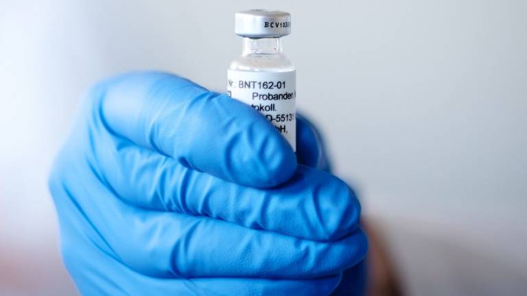 Laboratorio estadounidense sacará vacuna a $10 para el próximo año