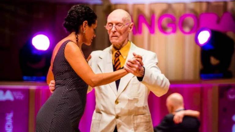 El bailarín de 99 años que compite en el Mundial de Tango