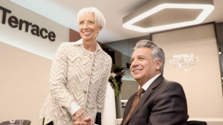 Moreno se reune con la presidenta del FMI en Davos