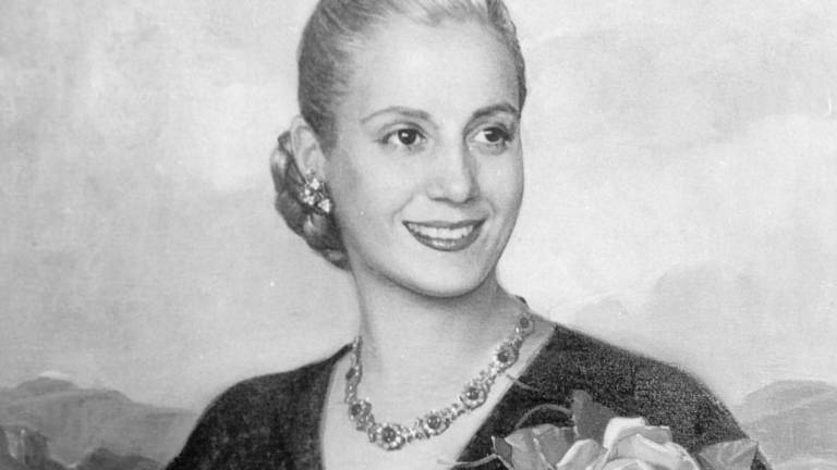 Evita Perón, cien años de la dama del pueblo que deslumbró con trajes de Dior