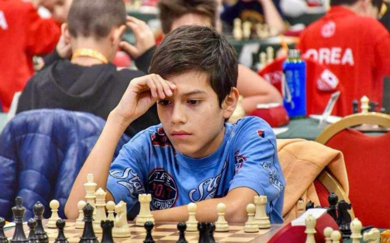 $!Abel fue campeón húngaro en ajedrez rápido a los 8 años, campeón en ajedrez clásico a los 10, Vicecampeón europeo por equipo (10 años) y campeón estudiantil (10 años).