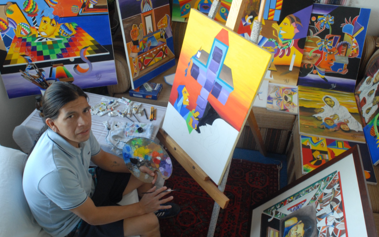 $!Lauro es pintor y sus obras retratan las celebraciones de Semana Santa, del Carnaval y la fiesta de San Pedro en Saraguro.