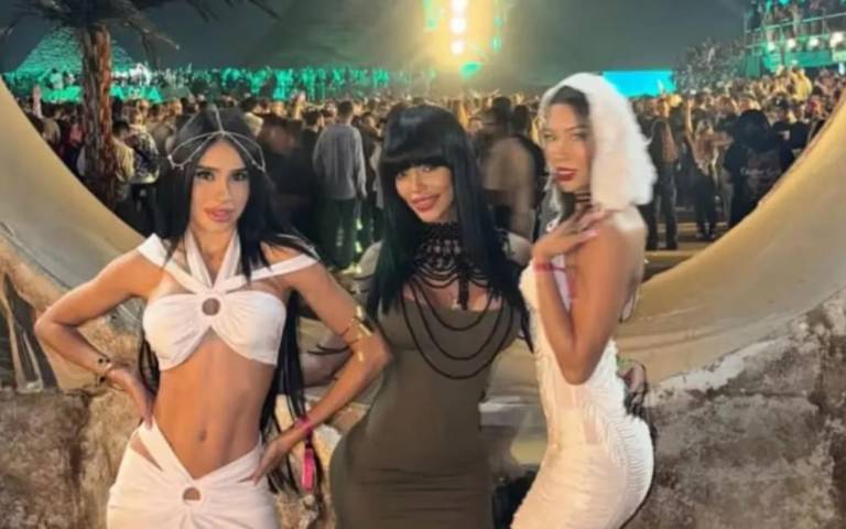 $!Fotografía en la que aparecen Ivonne Latorre y Jessi Moreno, en el festival de música Zamna.