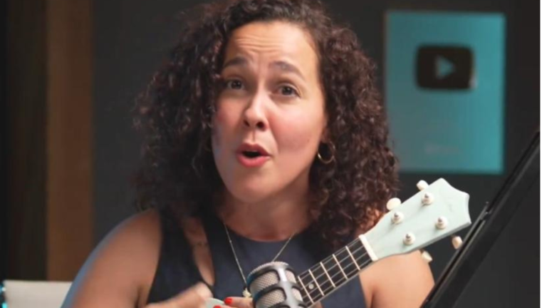 Microvistazo | Ecuador revoca el visado a Alondra Santiago por presuntos actos contra la seguridad