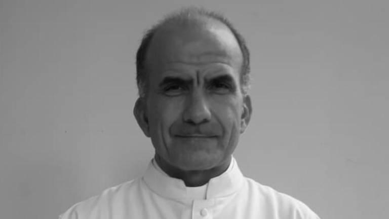 Luto en la Iglesia ecuatoriana: padre Alfonso Avilés murió ahogado tras salvar la vida de un monaguillo