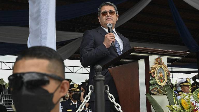EE.UU. pide extradición del expresidente de Honduras por conspiración violenta de narcotráfico