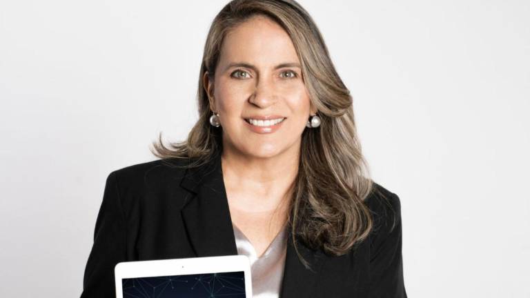 Fotografía de la abogada Alexandra Villacís, vocal suplente de Mario Godoy.