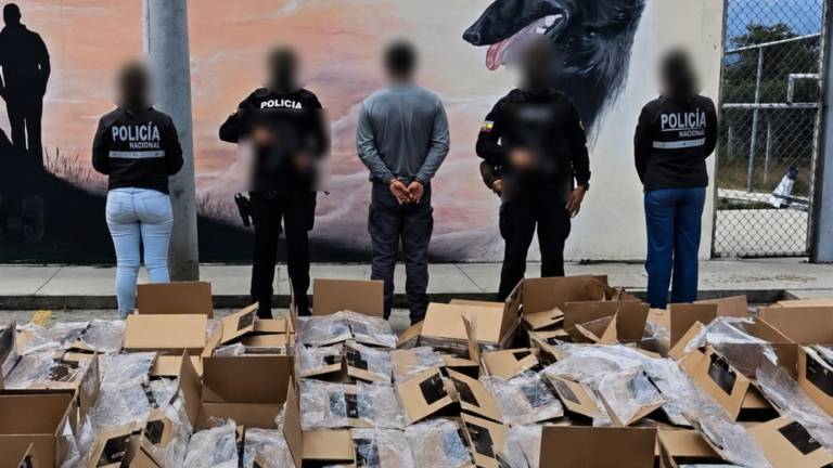 Fotografía que muestra las cajas en donde iba camuflada la cocaína.