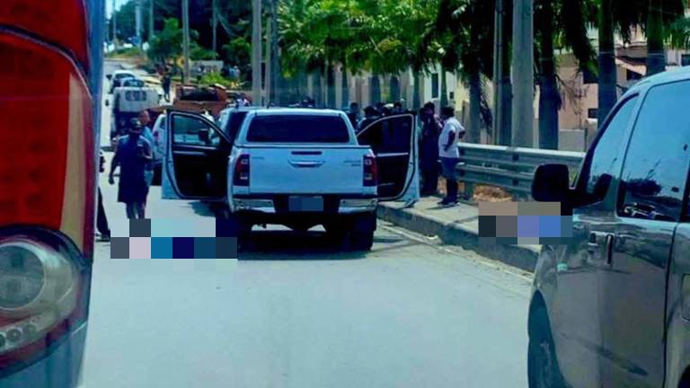 Masacre en Manta: Víctimas serían un cabecilla de Los Lobos, su pareja y dos militares