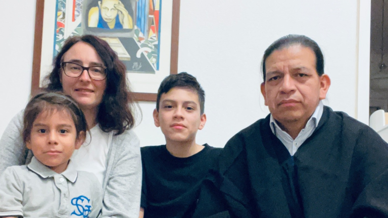 Lauro Minga: esta es la historia de un indígena Saraguro en Budapest