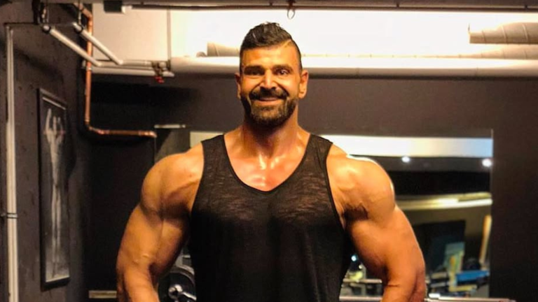Muere el culturista Vito Pirbazari, conocido actor de Netflix, tras sufrir un infarto en el gimnasio