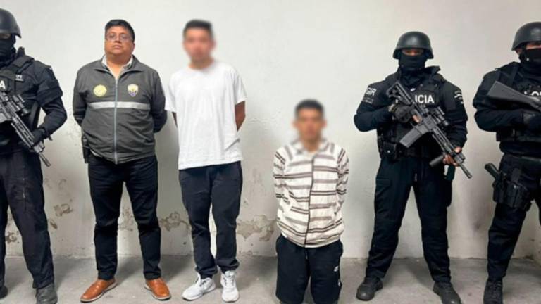 Ministro John Reimberg condena la liberación de dos presuntos autores de un asesinato en Tumbaco, en Quito