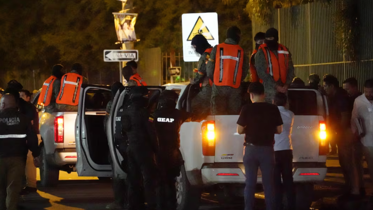 Fiscalía pide 34 años y ocho meses de prisión para algunos de los militares en el 'Caso Malvinas'