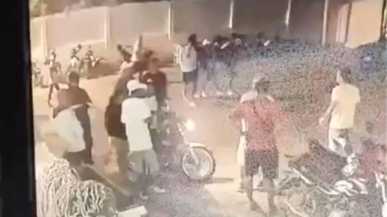 Ataque armado en club nocturno de Chone deja un muerto y varios heridos