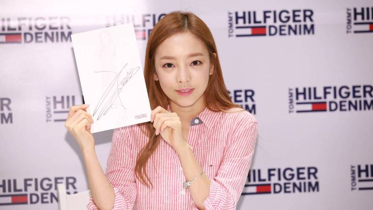 Cantante de K-Pop Goo Ha-ra dejó una carta antes de suicidarse