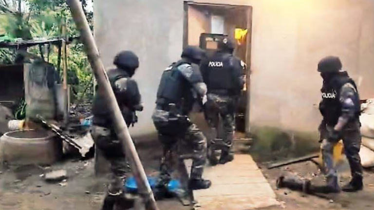 Operativo policial Amanecer desmanteló red delictiva que operaba en Los Ríos