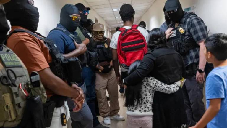 Estados Unidos registra el mayor número de detenciones migratorias en un mes durante la era Trump