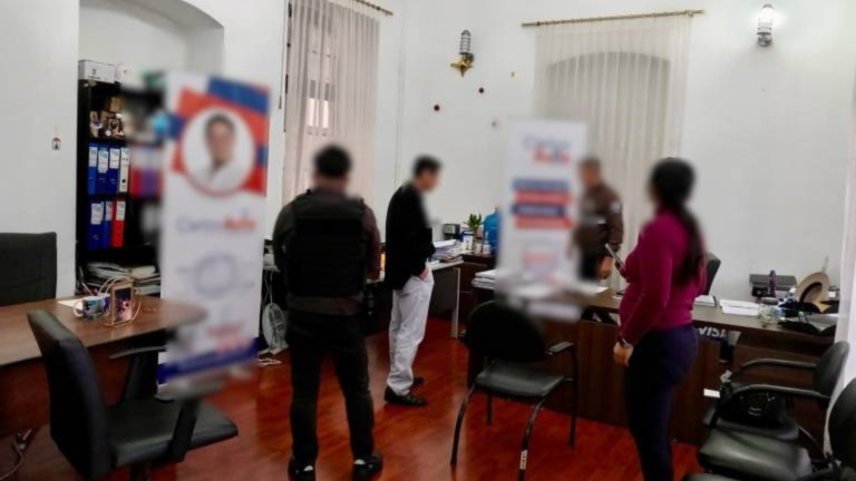 Caso Altares: Dictan medidas sustitutivas para tres concejales y otros tres detenidos por presunta asociación ilícita