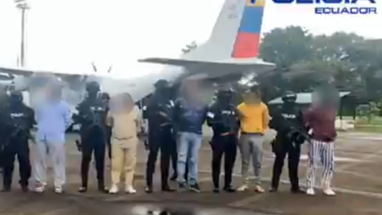 Incautan casi 8 toneladas de drogas y detienen a dos objetivos de alto valor en Sucumbíos