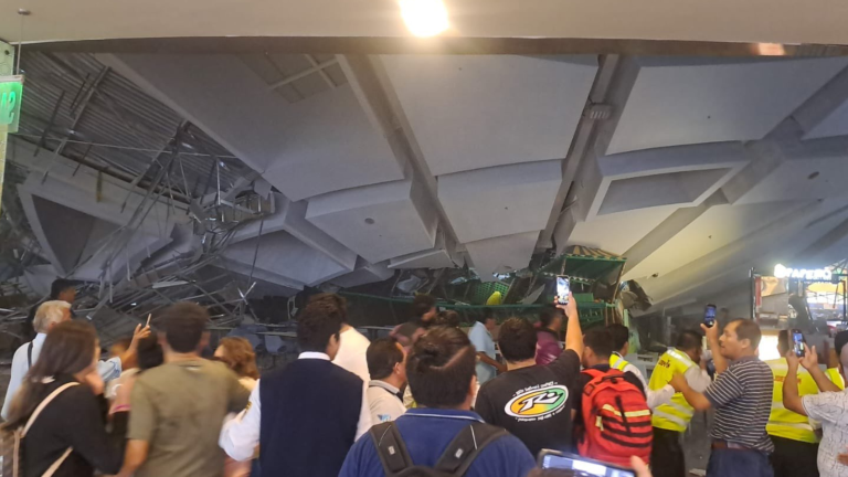Tragedia en centro comercial de Perú: techo colapsó sobre personas en patio de comidas
