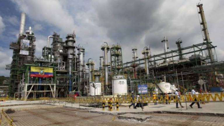 Fusión de petroleras Petroecuador y Petroamazonas creará la empresa pública más grande de Ecuador