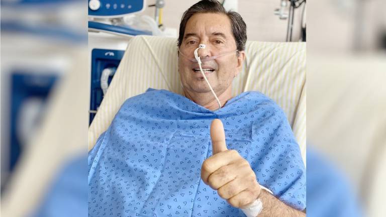 Muere por COVID alcalde de Brasil que fue elegido mientras estaba entubado