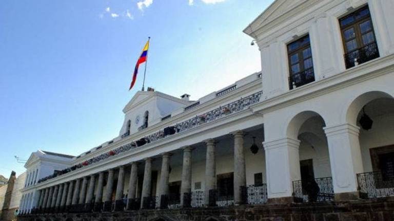 Ecuador cierra protocolo de canje con poseedores privados de bonos de la deuda externa