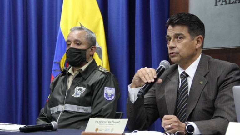 Ministro de Gobierno revela información sobre sospechosos en crimen de Efraín Ruales y lo que encontró en allanamientos