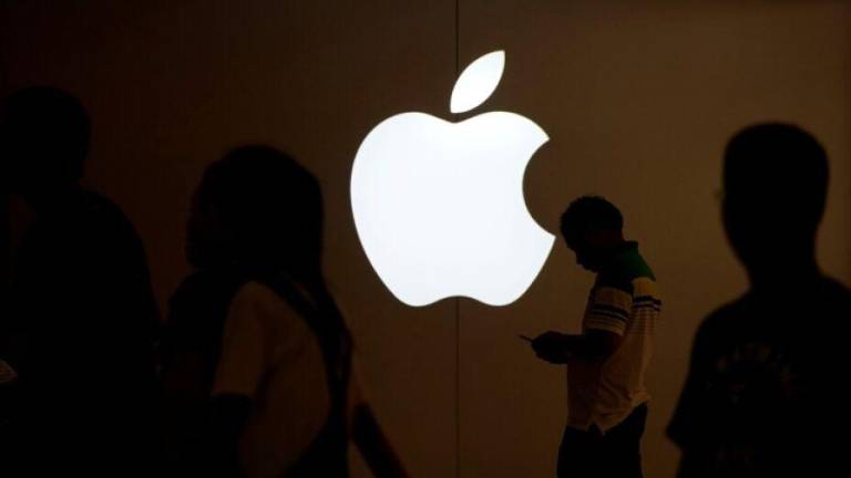 Apple se convirtió en la primera empresa valorada en 3 billones de dólares