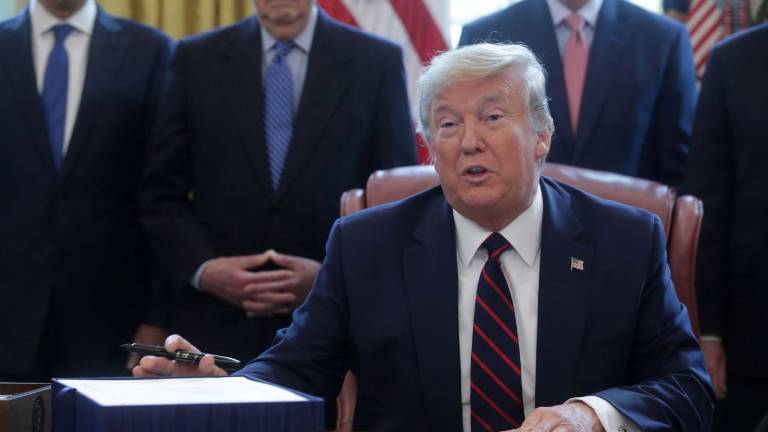 Continúan las acusaciones de Trump contra los medios de comunicación