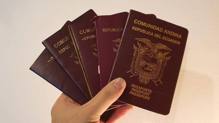Registro Civil denuncia páginas y redes sociales que ofrecen turnos falsos para cédulas y pasaportes