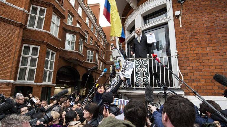 Ecuador recibió preguntas para interrogatorio a Assange