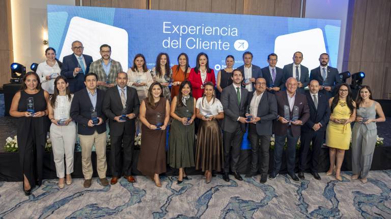 Experiencia al Cliente en Ecuador: marcas con mejores prácticas fueron premiadas por Revista Vistazo y Praxis
