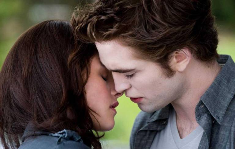 $!Robert Pattinson, quien interpretó al vampiro Edward Cullen dijo que no tiene buenos recuerdos de las grabaciones.
