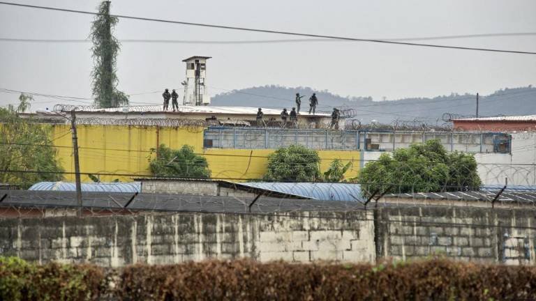 ONG alerta de la situación de presos, mujeres, niños y refugiados en Ecuador