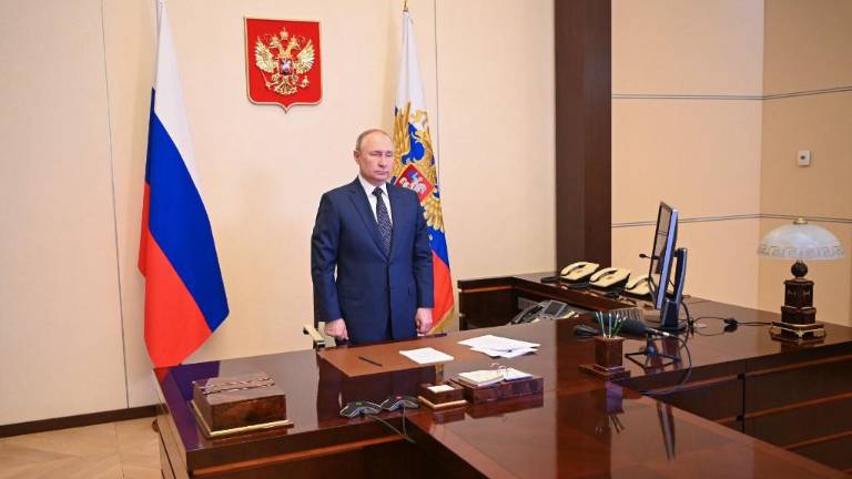 Putin recomienda a sus vecinos no agravar la situación ni imponer limitaciones