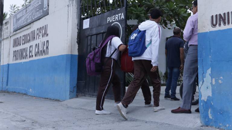 Traslado entre colegios fiscales en el regimen Costa-Galápagos este 2026: ¿Cómo realizarlos?