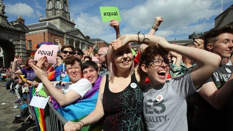 Campanas de boda para los homosexuales irlandeses