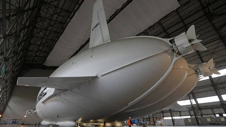 El dirigible Airlander 10, la mayor aeronave del mundo