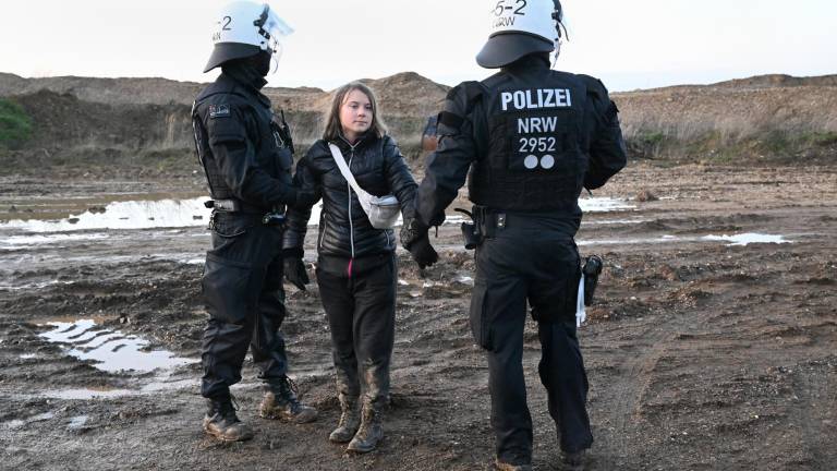 Greta Thunberg fue detenida tras protestas contra una mina de carbón en Alemania